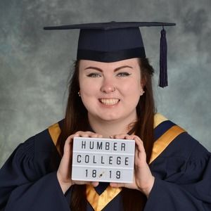 Meet your Posher, Tia